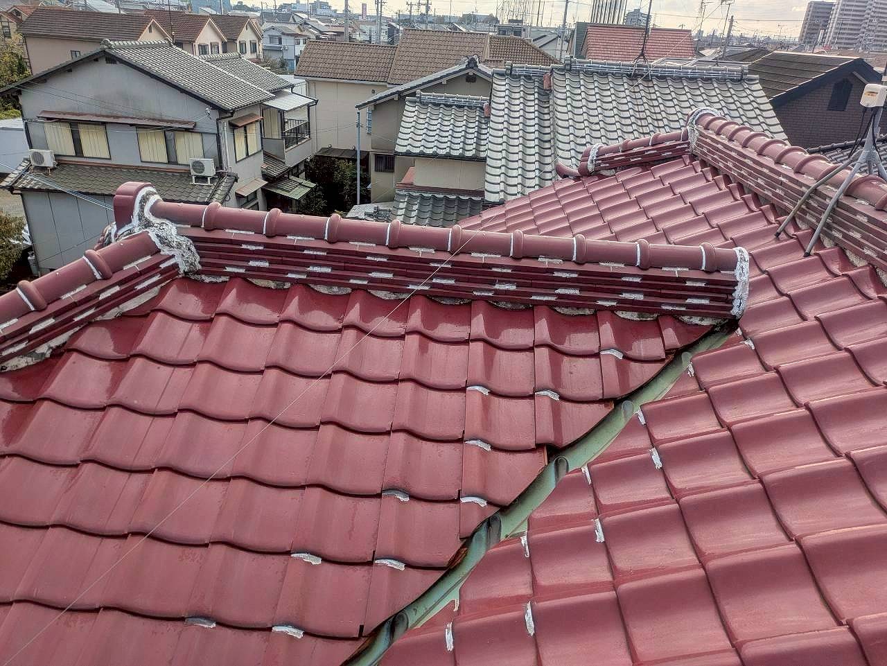 加古川市で「雨漏りがしている」ので雨漏り調査と棟解体工事を行いました！現地調査の様子を紹介